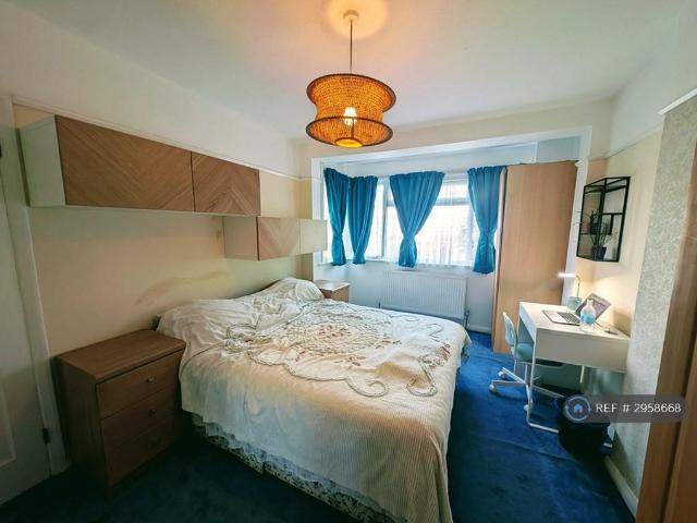 House for rent in London Borough of Merton, Greater London