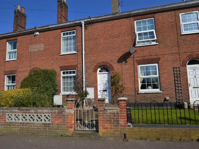 House for rent in Heigham Grove, East Bank