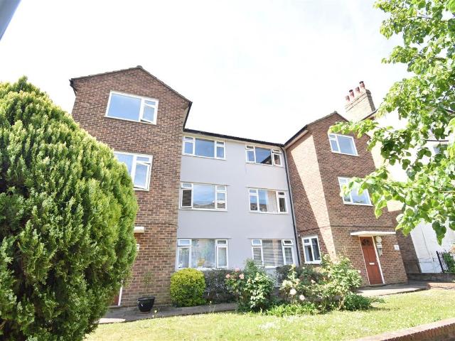 Apartment for rent in Surbiton, Greater London
