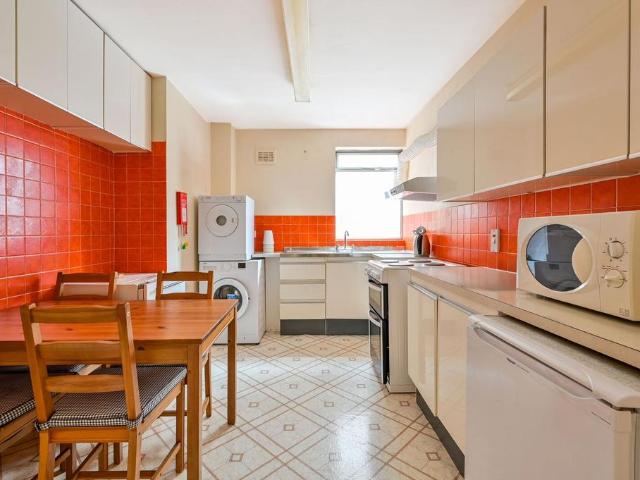 Apartment for rent in Surbiton, Greater London
