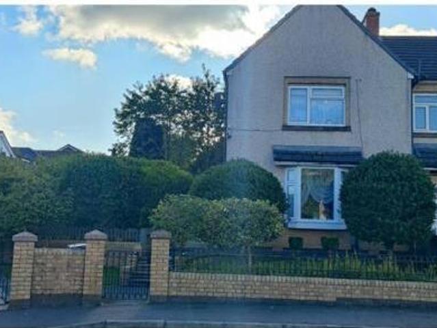 House for sale in Halifax, West Yorkshire