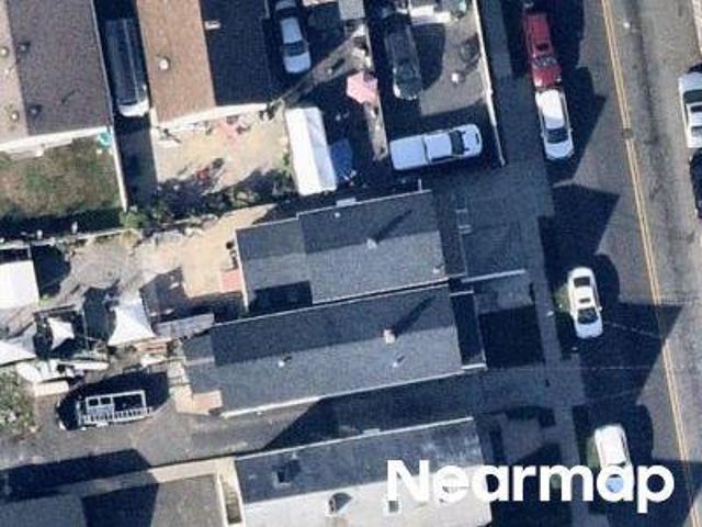 House for sale in Elizabeth, New Jersey