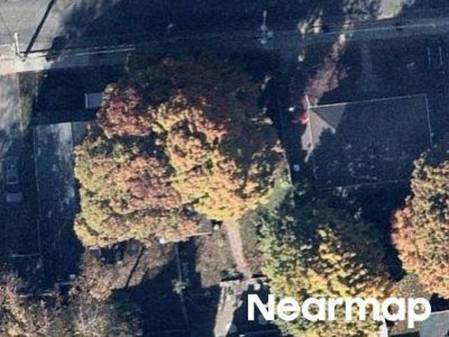 House for sale in Melrose