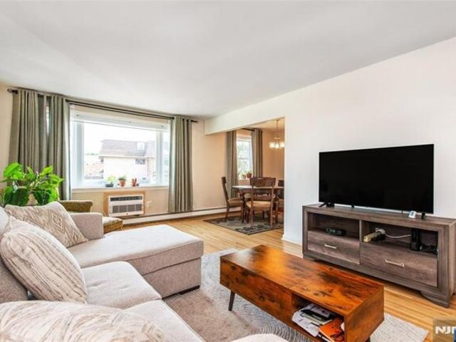 Condo for sale in Passaic, New Jersey
