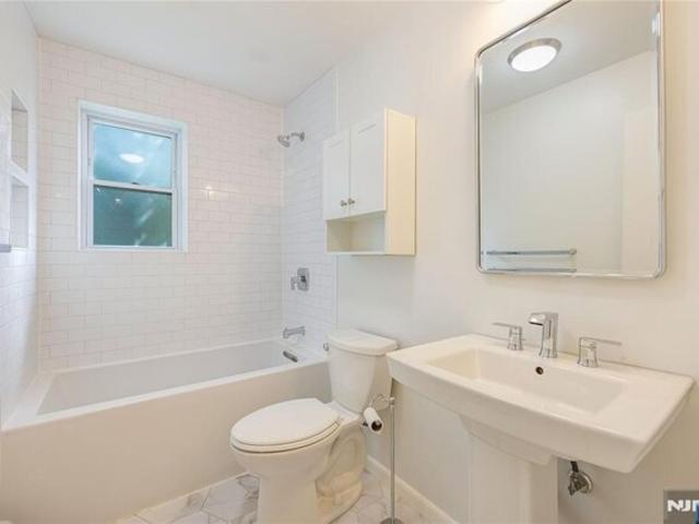 Condo for sale in Passaic, New Jersey