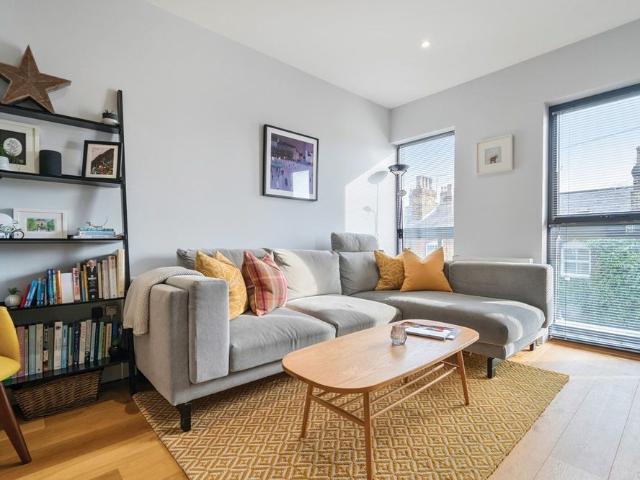 Apartment for rent in Cat Hill, Isle Of Man