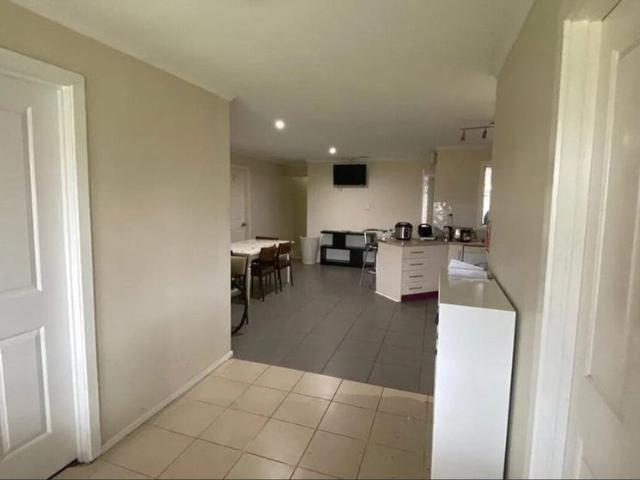 Room for rent in Geelong, Victoria