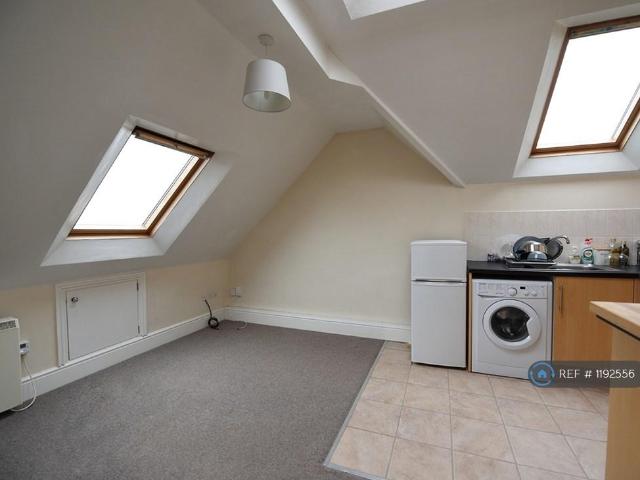 House for rent in Reffles Bridge, Red Hill