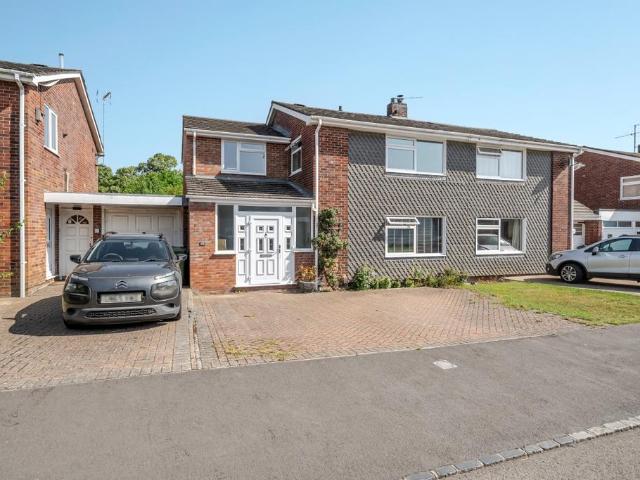 House for rent in Speen, Enborne
