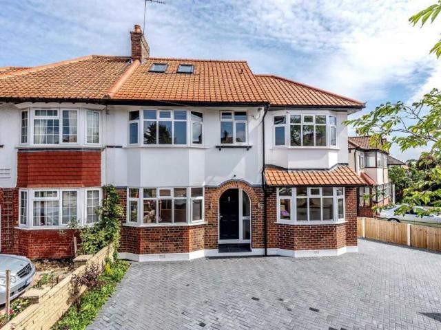 House for rent in New Malden, Greater London
