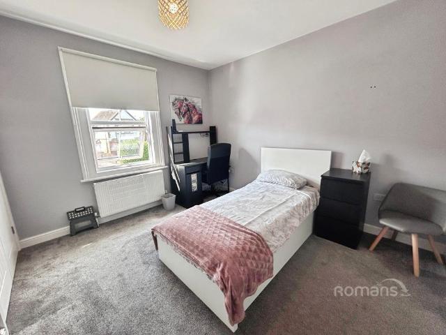 House for rent in Dee Park, Reading