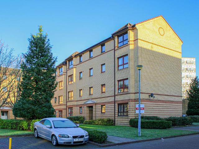 House for rent in Woodside, Firhill