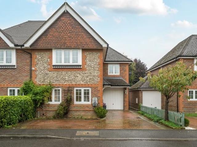 House for rent in Chesham, Chartridge