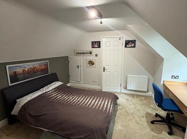 Room for rent in Chigwell, Epping