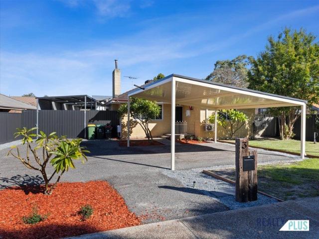 House for sale in Cloverdale, Western Australia
