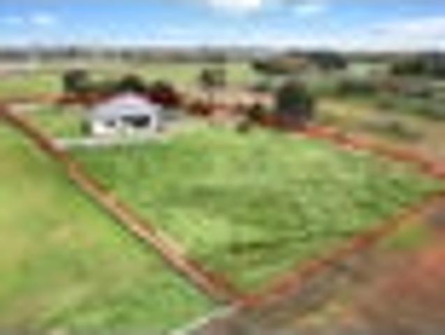 House for sale in Awhitu
