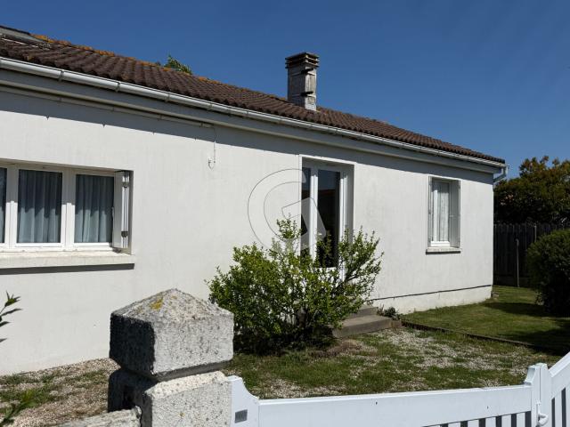 Maison vente à Fontenay-le-Comte, Grues