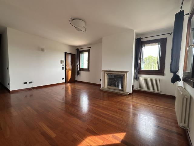 Appartamento in affitto a Grumolo Delle Abbadesse, Veneto