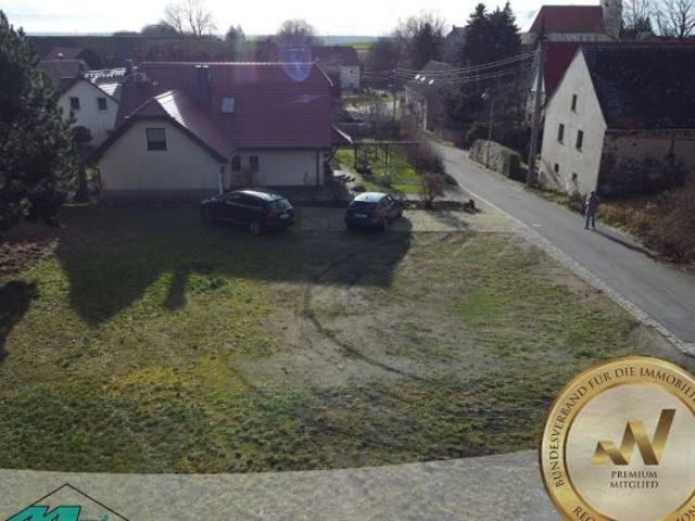 Erdgeschosswohnung kaufen in Grimma, Sachsen