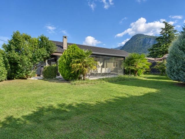 Einfamilienhaus kaufen in Aigle, Waadt