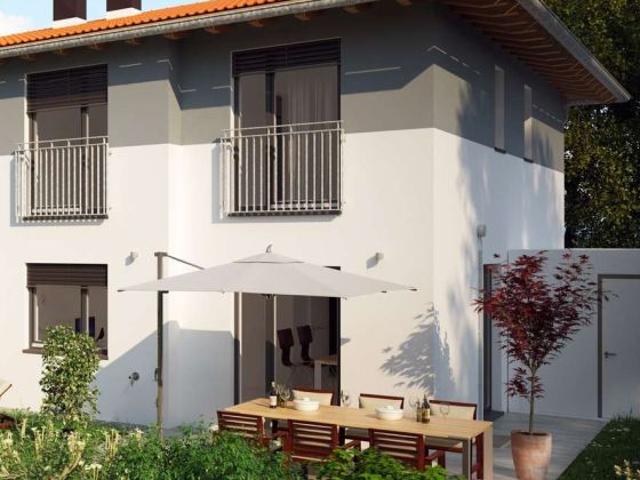 Erdgeschosswohnung kaufen in Neufahrn, Bayern