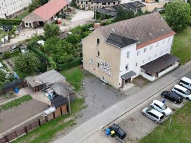 Erdgeschosswohnung kaufen in Merseburg, Sachsen-Anhalt