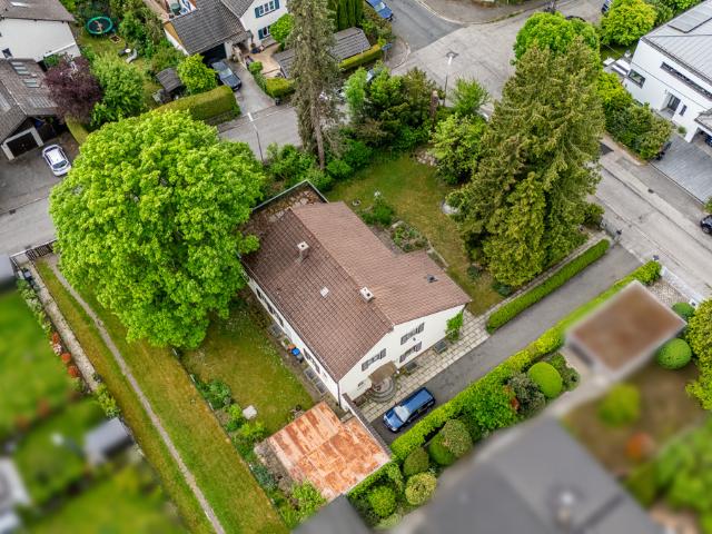 Erdgeschosswohnung kaufen in Gauting, Bayern