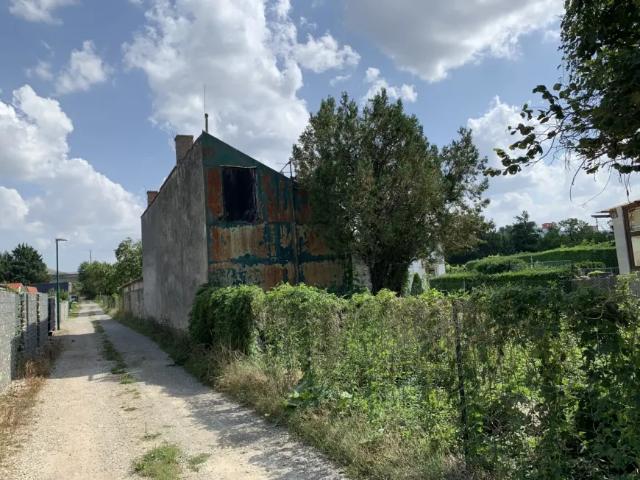 Grundstück kaufen in Katastralgemeinde Bad Deutsch Altenburg, Bad Deutsch-Altenburg