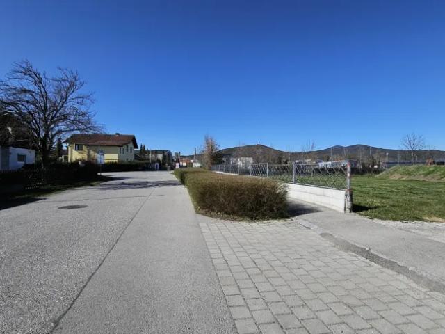 Grundstück kaufen in Bad Vöslau, Niederösterreich