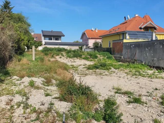 Grundstück kaufen in Wiener Neustadt, Niederösterreich