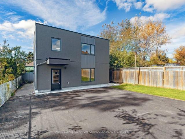 House for rent in Eglinton—Lawrence, Toronto