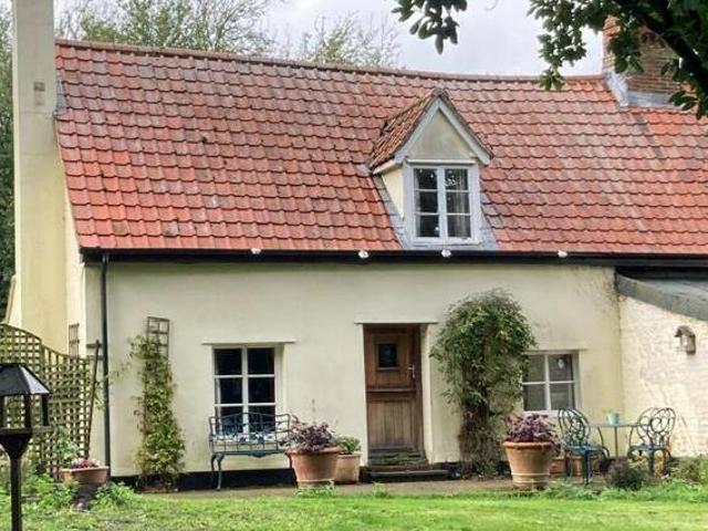 House for sale in Key Street, Suffolk