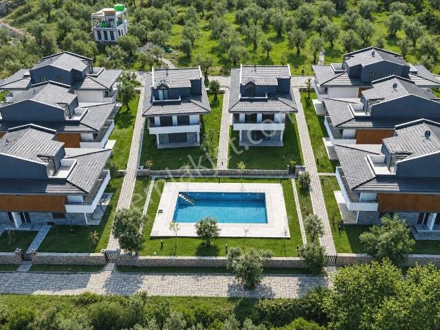 Edremit, Balikesir içerisinde satılık Villa