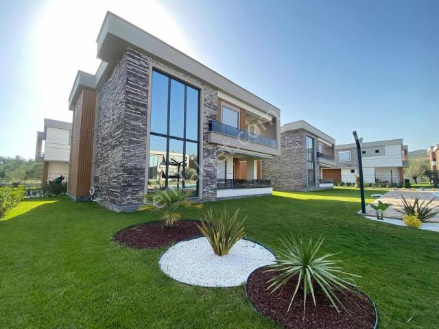 Edremit, Balikesir içerisinde satılık Villa