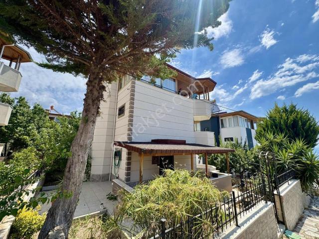Edremit, Balikesir içerisinde satılık Villa