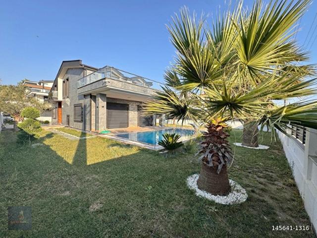 Edremit içerisinde satılık Villa