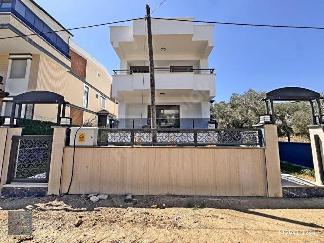 Edremit, Balikesir içerisinde satılık Villa