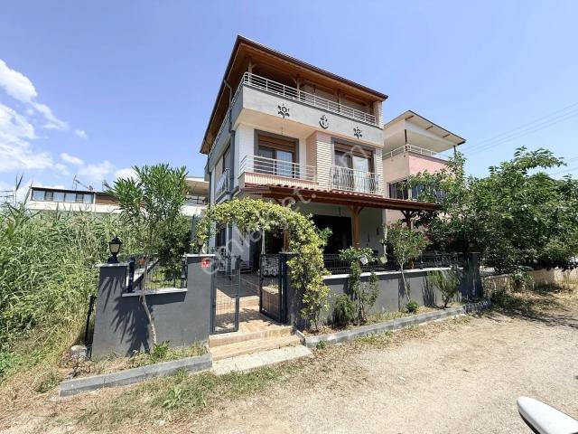 Edremit, Balikesir içerisinde satılık Villa