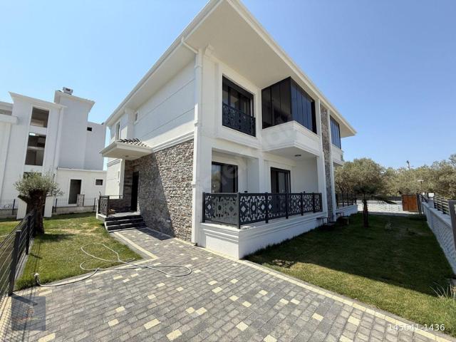 Çınar Kooperatif Küme Evleri, Edremit içerisinde satılık Villa