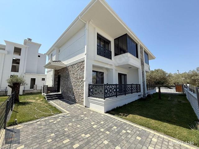 Edremit, Balikesir içerisinde satılık Villa