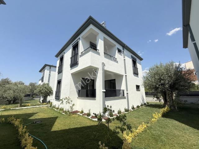 Edremit, Balikesir içerisinde satılık Villa