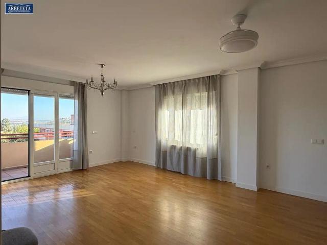 Apartamento en alquiler en Amistad, Guadalajara