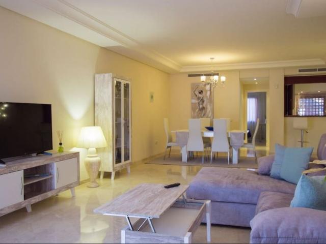 Apartamento en alquiler en Resinera-Voladilla, Costa del Sol Occidental