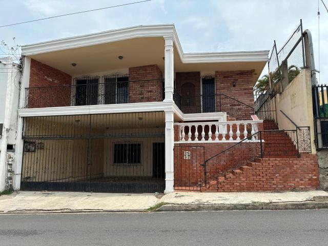 Casa en renta en Álamos, Guadalupe