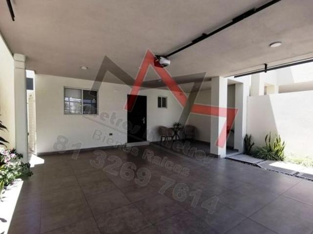 Casa en venta en Residencial Las Quintas, Guadalupe