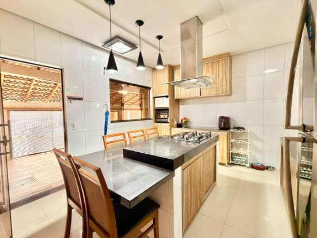 Casa venda em QE 24, Guará