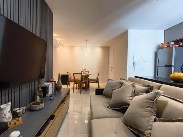 Apartamento venda em Região Geográfica Imediata do Distrito Federal, Região Integrada de Desenvolvimento do Distrito Federal e Entorno