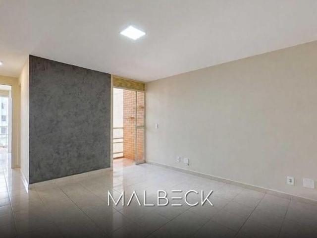 Apartamento venda em Região Geográfica Imediata do Distrito Federal, Região Integrada de Desenvolvimento do Distrito Federal e Entorno