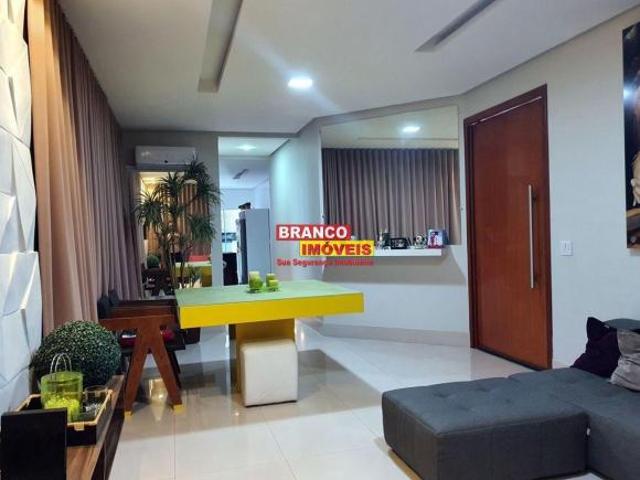Casa venda em Região Geográfica Imediata do Distrito Federal, Região Integrada de Desenvolvimento do Distrito Federal e Entorno