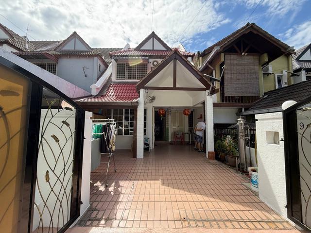 Terraced House for sale in Country Heights Damansara, Kuala Lumpur